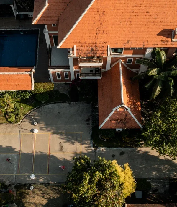 Orchid Recovery pool and grounds